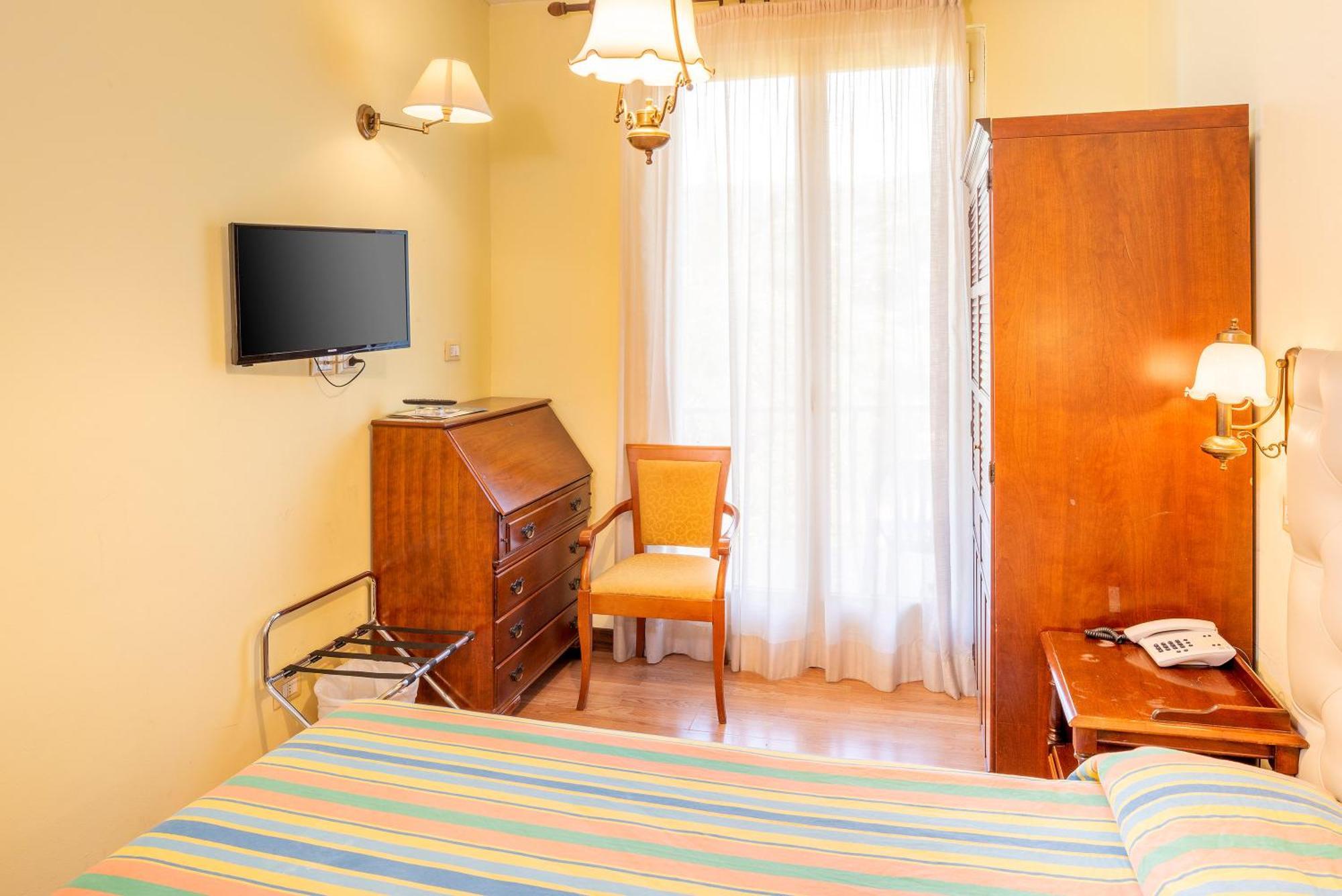 Hotel Palme & Suite การ์ดา ภายนอก รูปภาพ